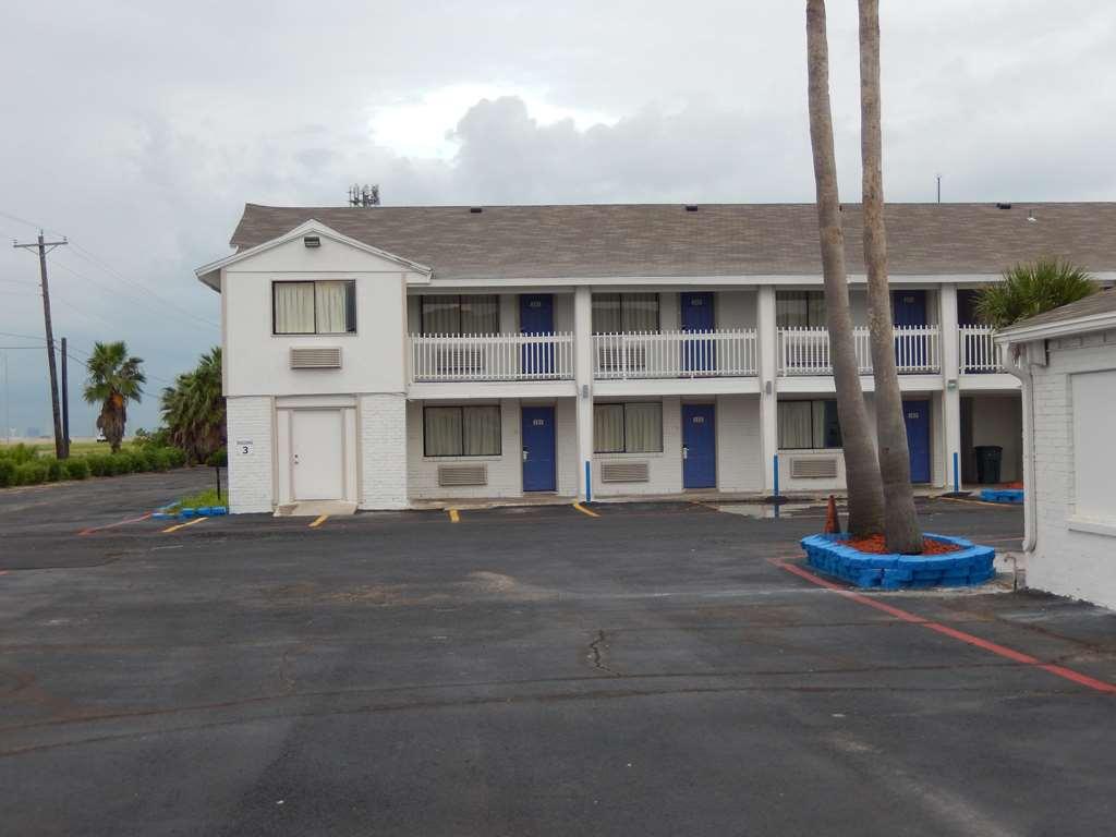 Motel 6 Portland Bagian luar foto