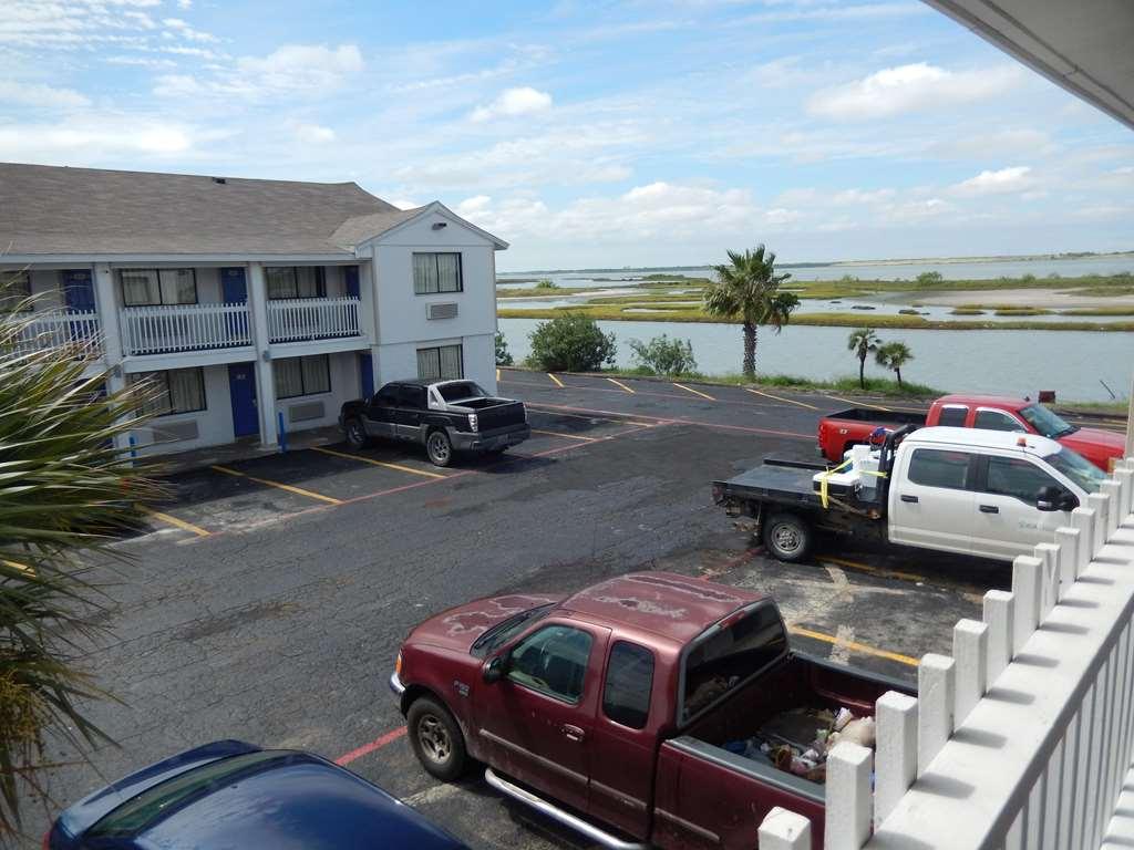 Motel 6 Portland Bagian luar foto