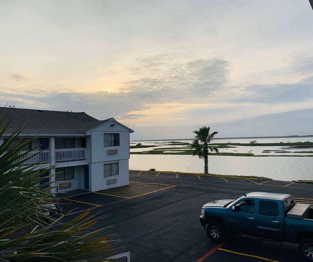 Motel 6 Portland Bagian luar foto